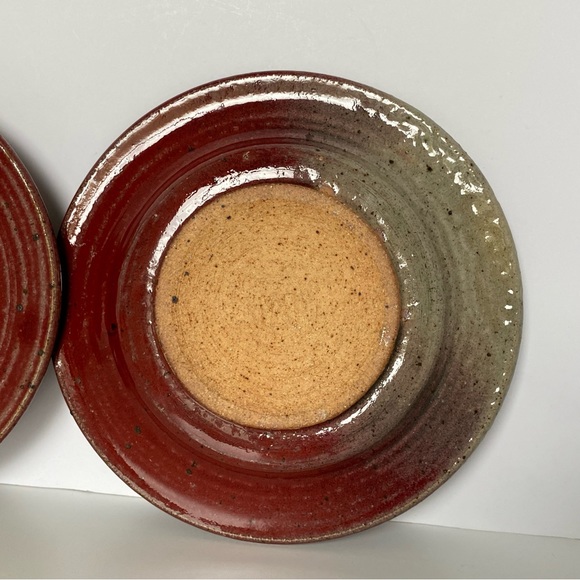 Pottery Hand Thrown Studio Plates Set of 2 with Martini Glass Burgundy Red EUC - Picture 10 of 16